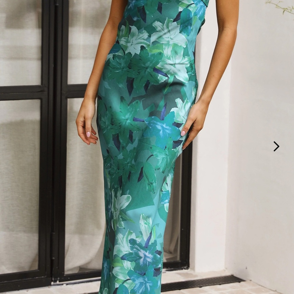 Toperth Floral Strapless Folded Bust Open Back Maxi Dress